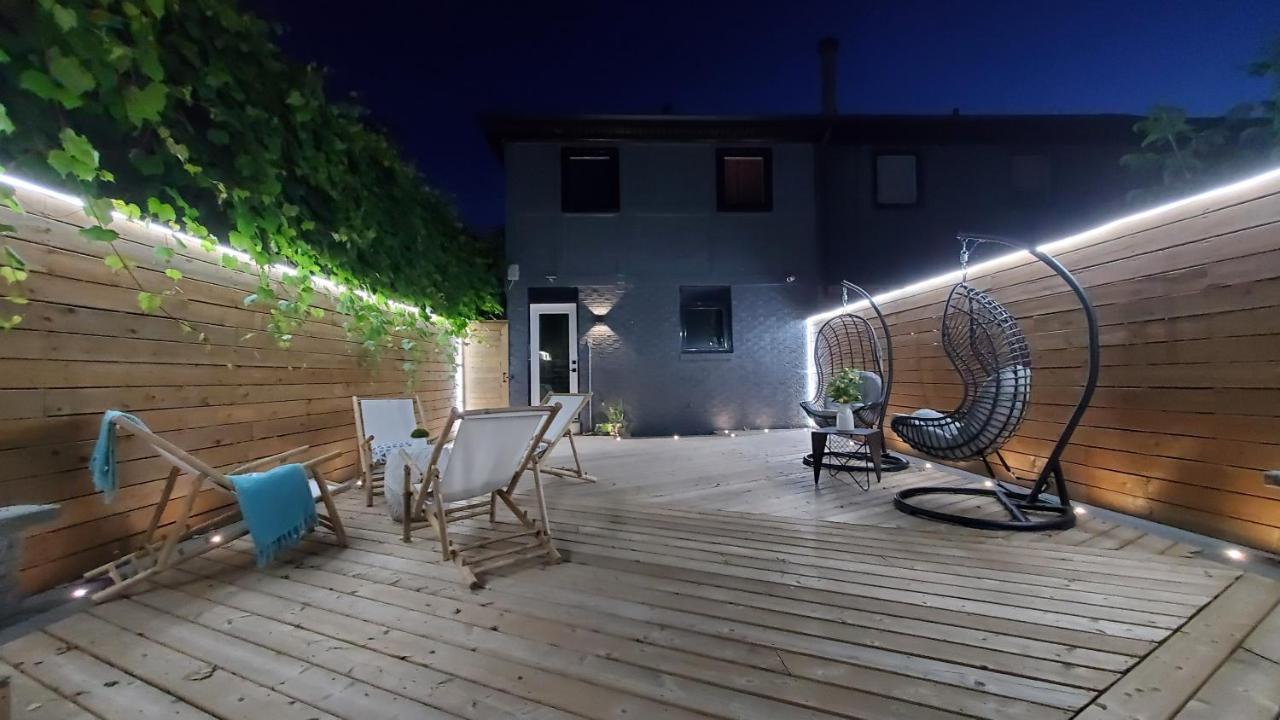 Renovated Guest Suite Near The Lake & High Park In Toronto! Exterior photo